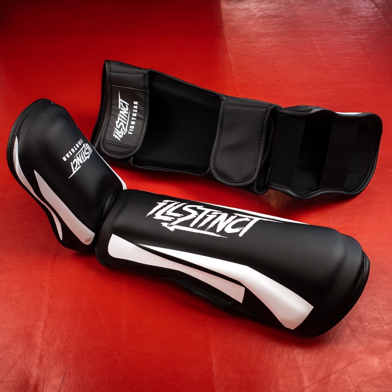 Hält jeden Treffer
content: Für harte Lowkicks, sparringsklare Dämpfung & kompromisslosen Schutz – genau dann, wenn’s kracht.